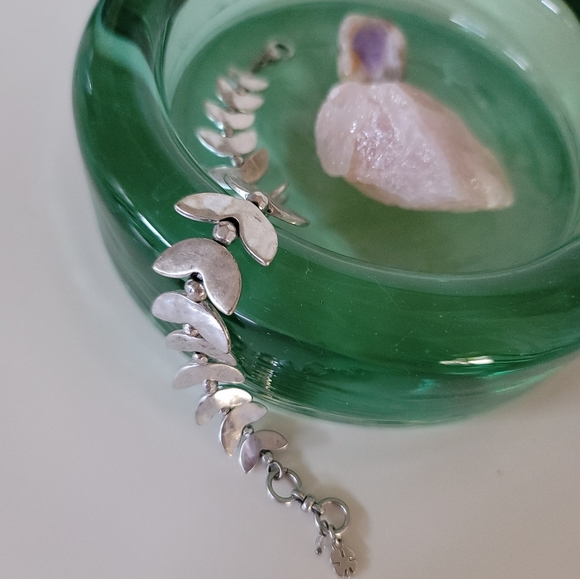 LUCKY BRAND Silver Wings Bracelet - Picture 2 of 11